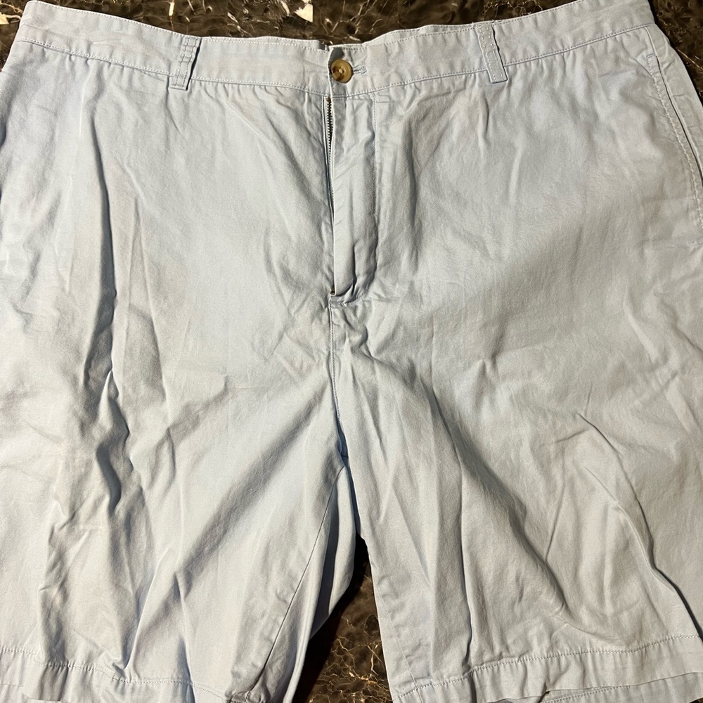 Vineyard Vines shorts